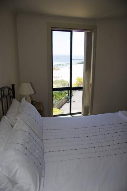 Cliff House Beachfront Villas 문타 외부 사진